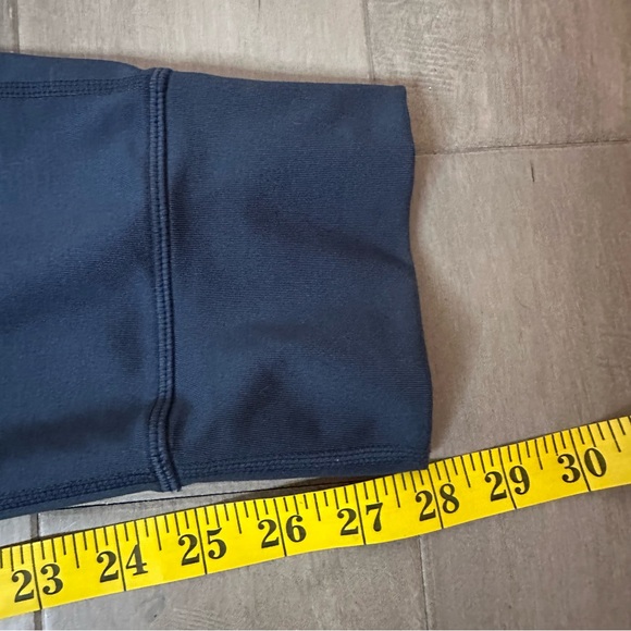 Vuori Men's Sunday Performance Jogger in the color Ink Heather or Navy Blue - Picture 8 of 13